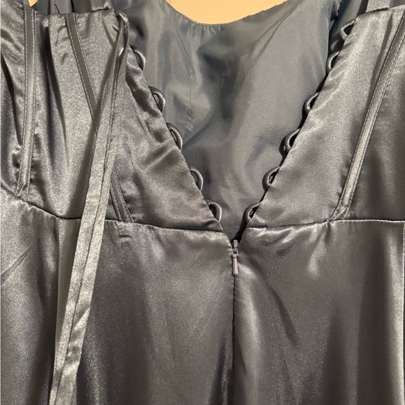 David's Bridal GALINA SIGNATURE
Charmeuse Basque Waist Tank Dress - Picture 5 of 11